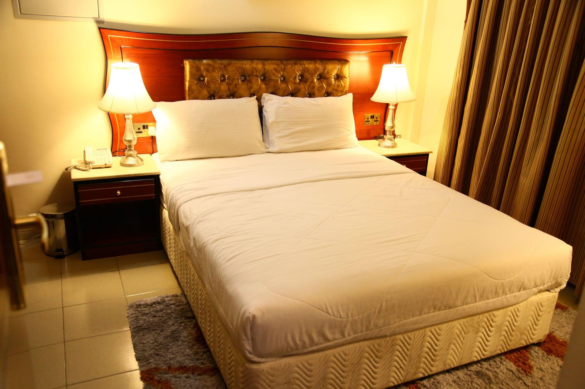 Saffron Hotel Dubaj Kültér fotó
