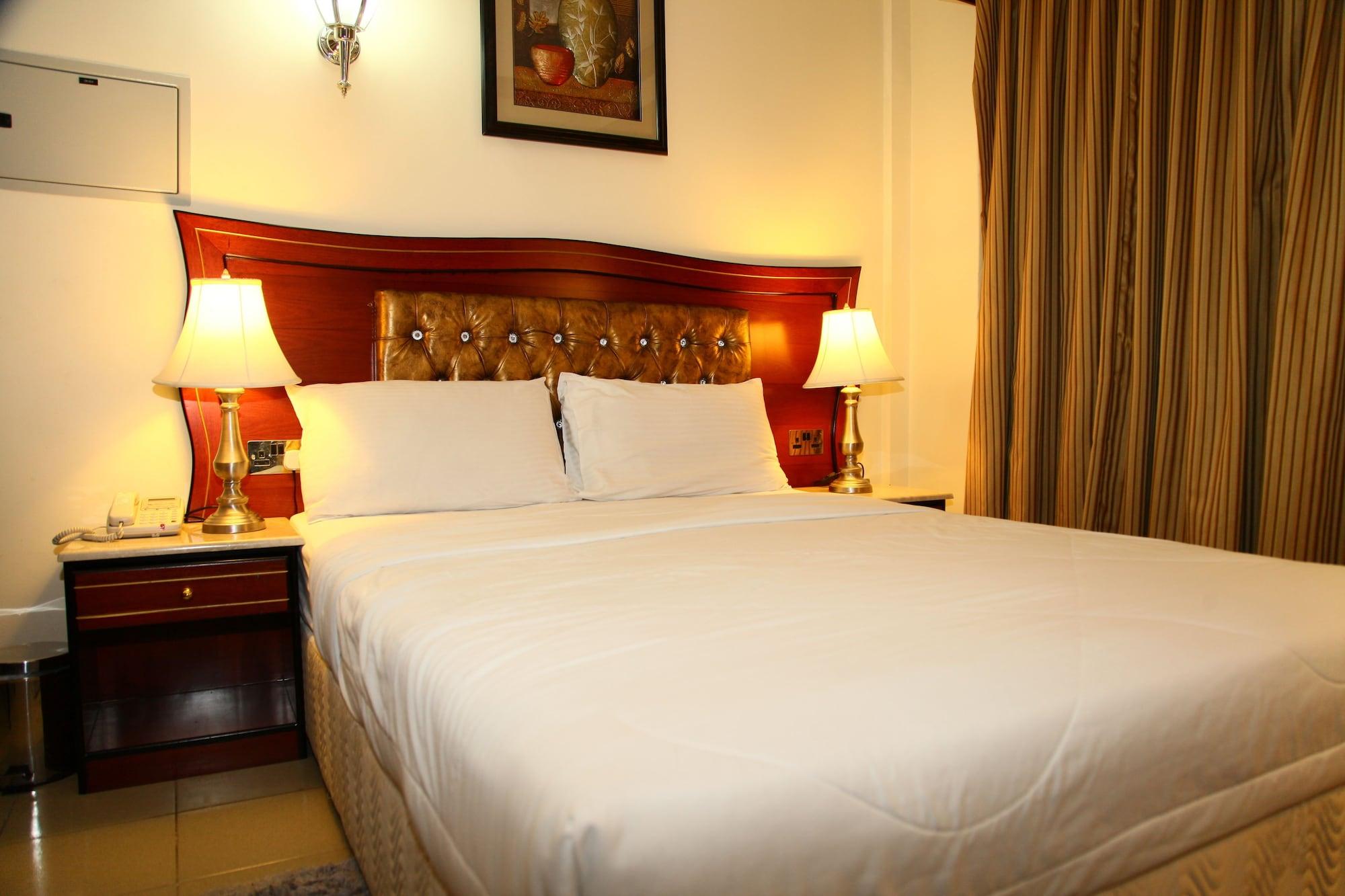 Saffron Hotel Dubaj Kültér fotó