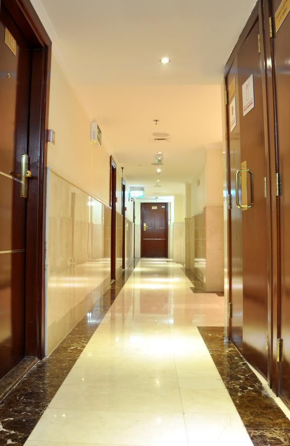 Saffron Hotel Dubaj Kültér fotó