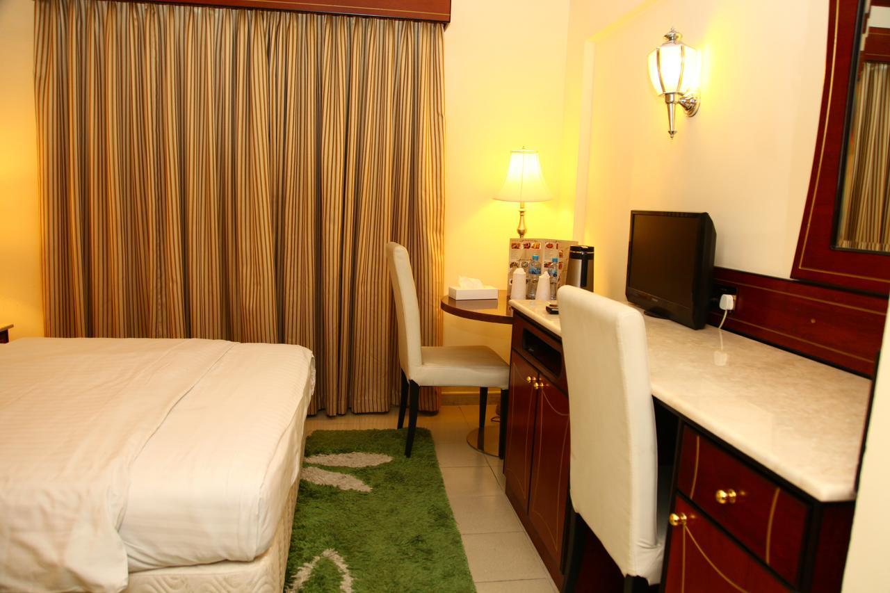 Saffron Hotel Dubaj Kültér fotó