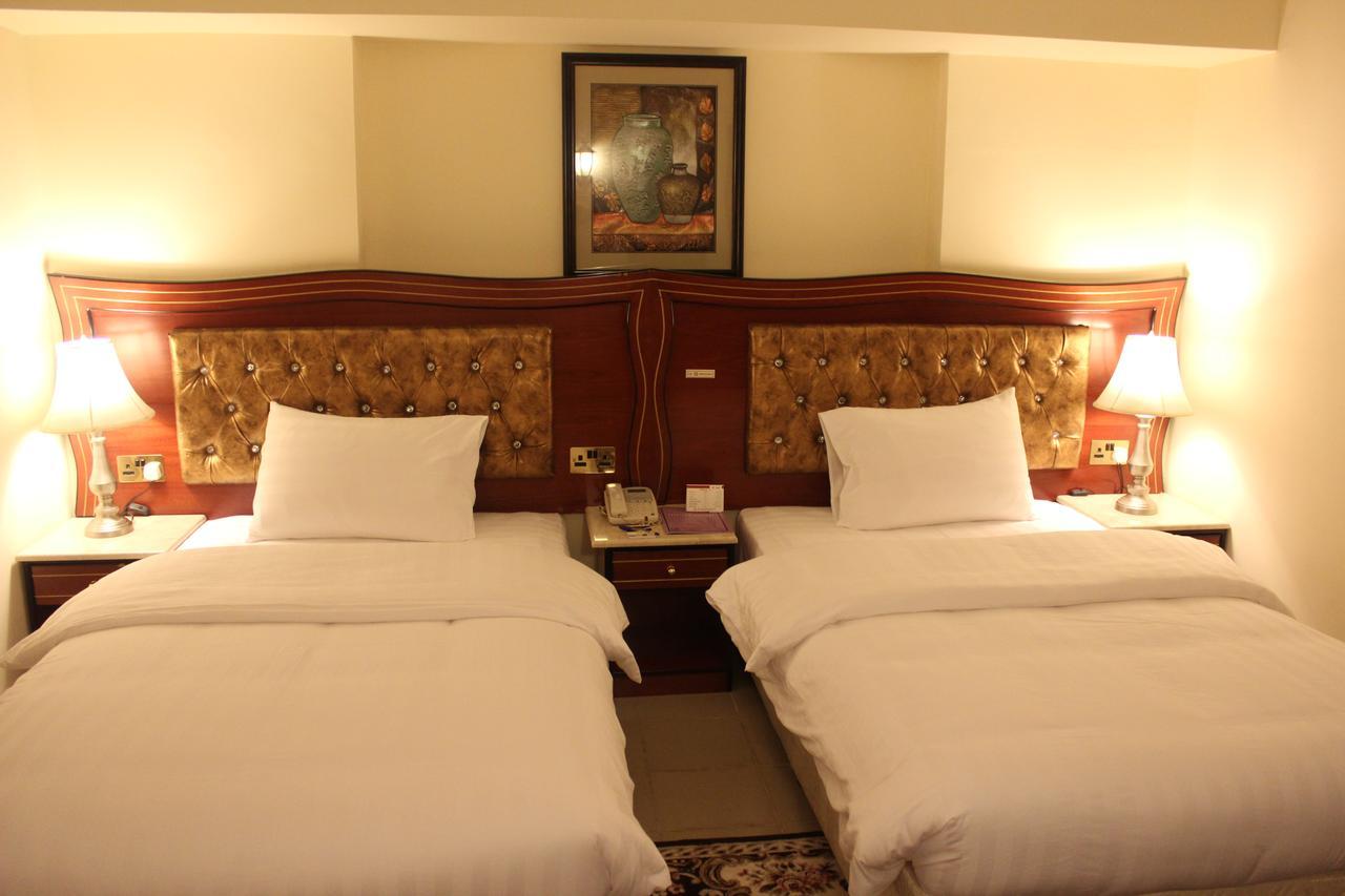Saffron Hotel Dubaj Kültér fotó