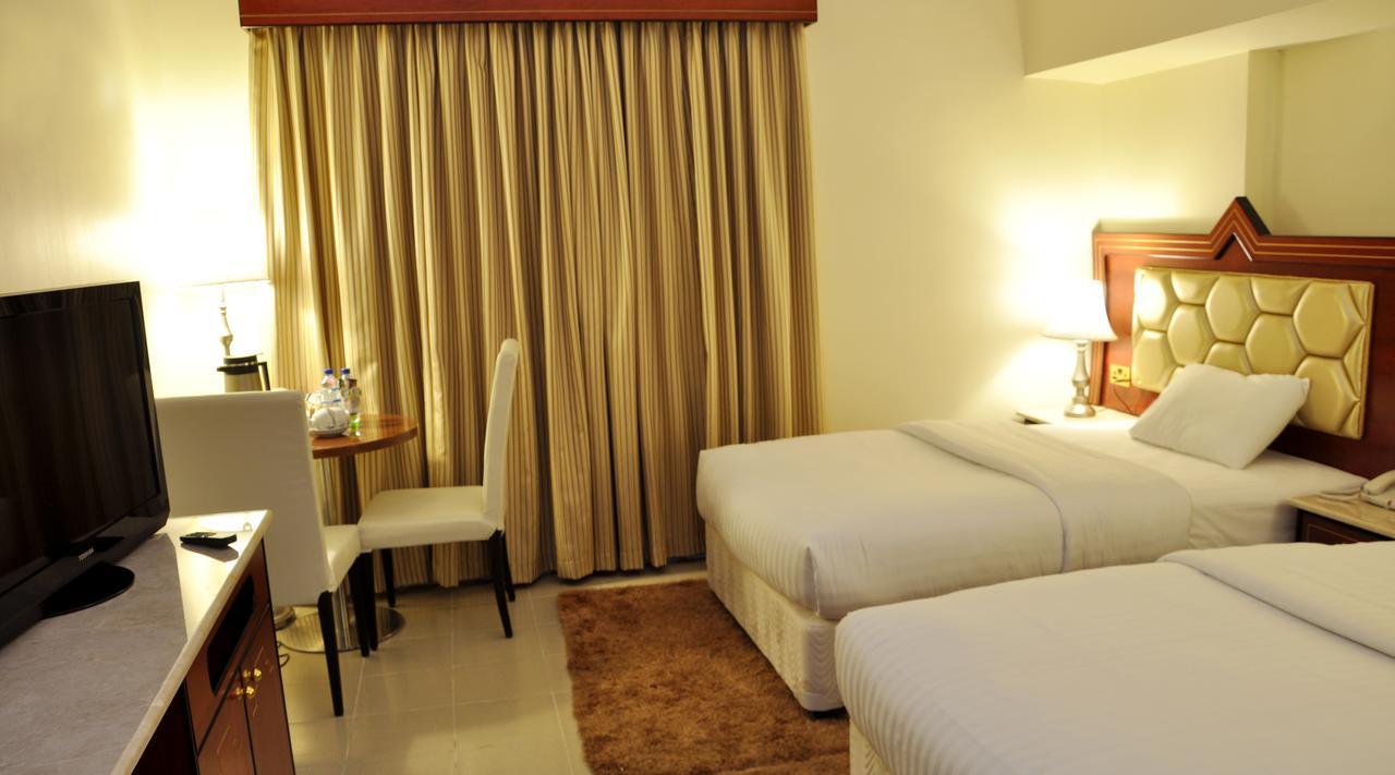 Saffron Hotel Dubaj Kültér fotó