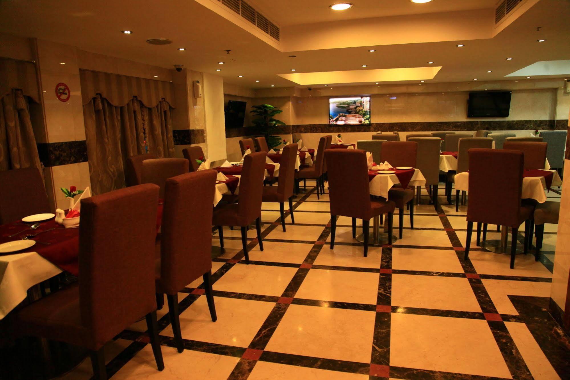Saffron Hotel Dubaj Kültér fotó